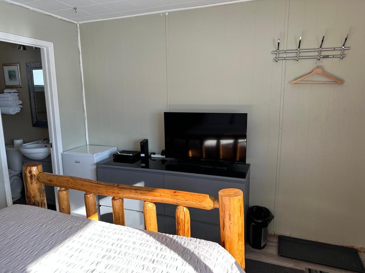 Pinecrest Motel Nipigon Dış mekan fotoğraf